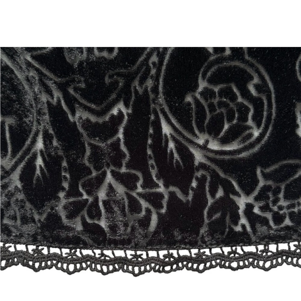 Knox Rose NWT Black Velvet Burnout Long Sleeve Ruffle Cuff Top Size Medium - Picture 10 of 11